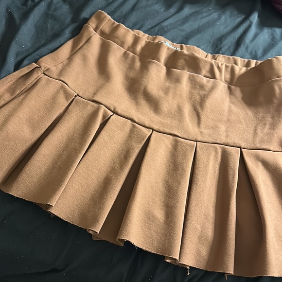 Skort - Picture 3 of 7